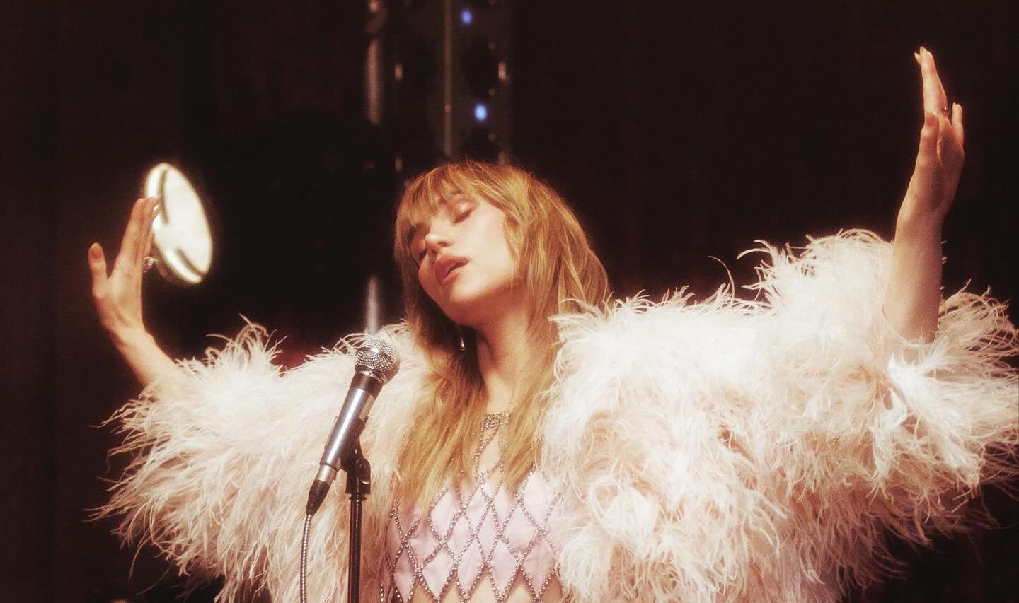 Girls Girls Girls: Pop